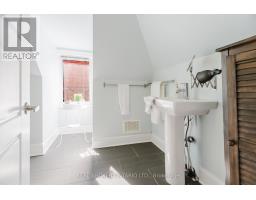 33 Argyle Avenue, Ottawa, ON K2P1B3 Photo 30