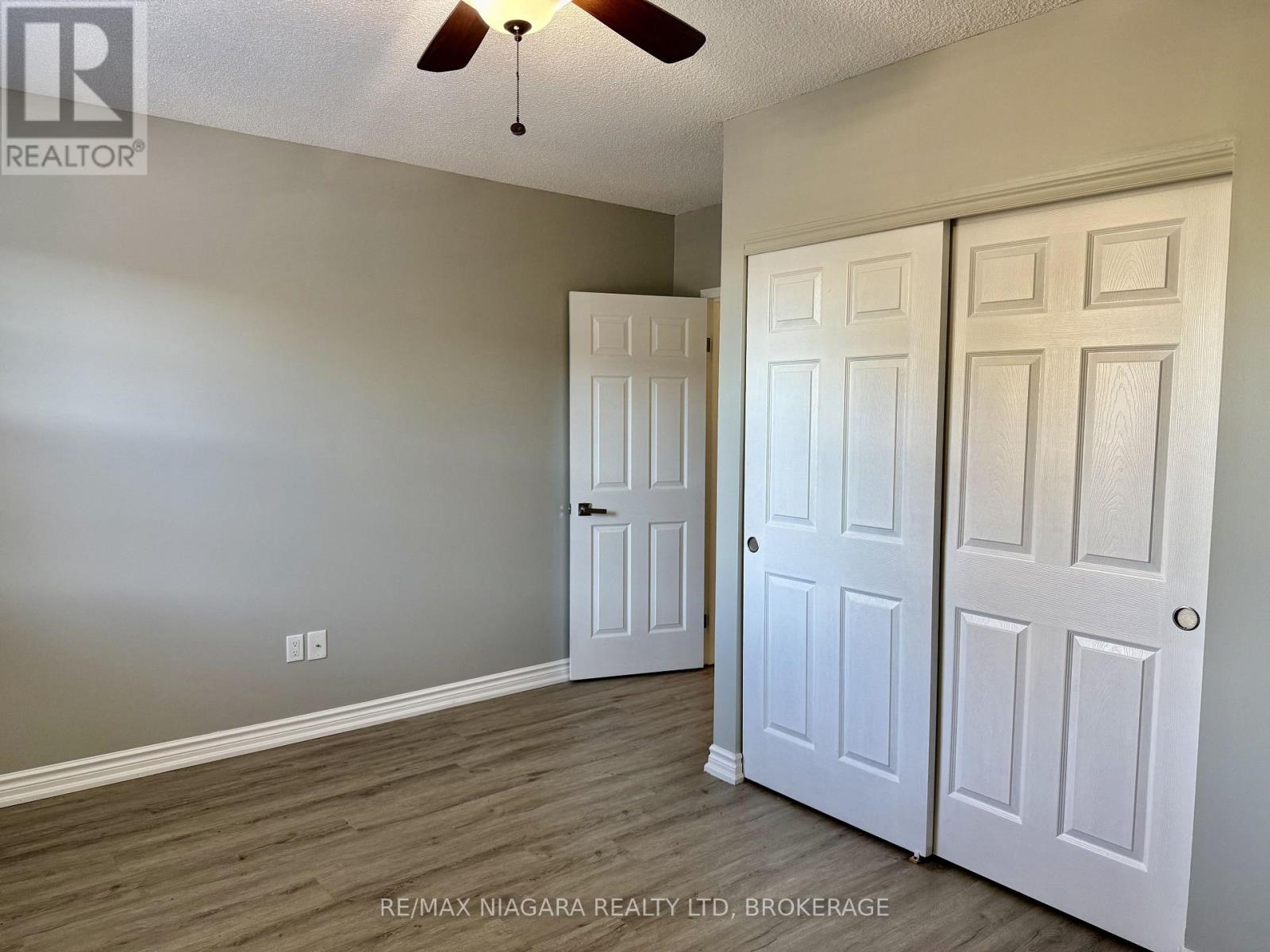 6837 Thorold Stone Road — photo 20