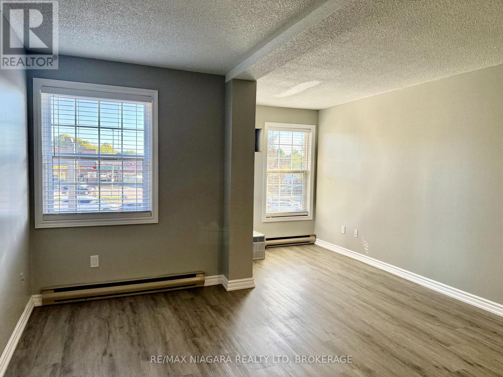 6837 Thorold Stone Road — photo 17