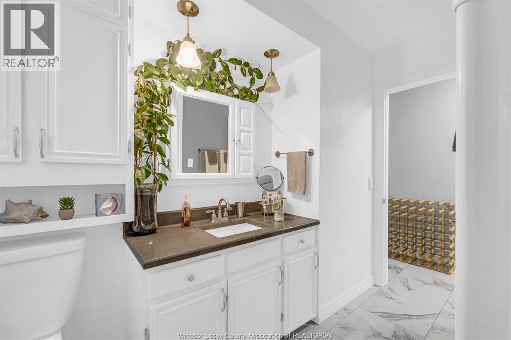 91 DANFORTH AVENUE - 16