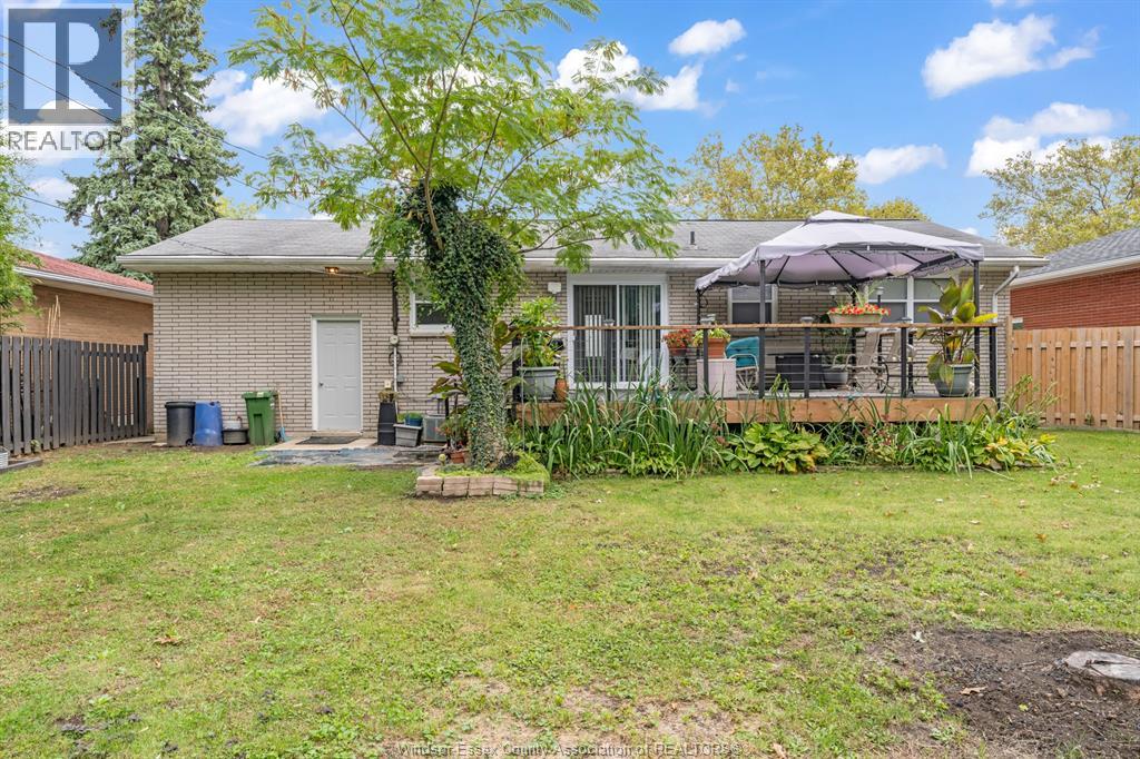 91 DANFORTH AVENUE - 34