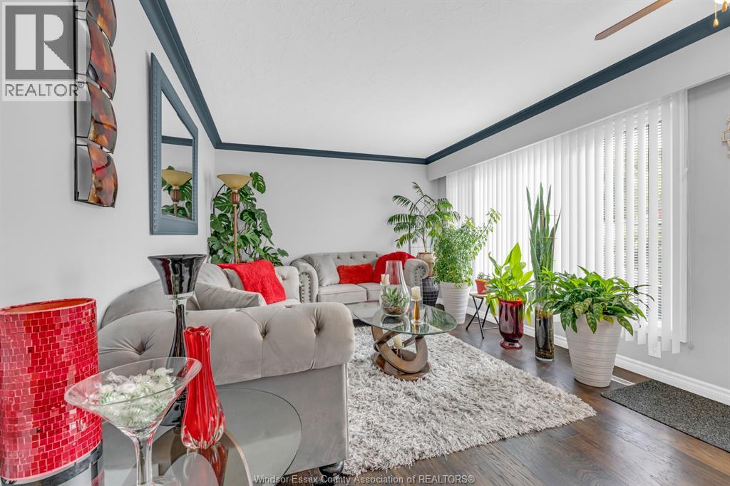 91 DANFORTH AVENUE - 4