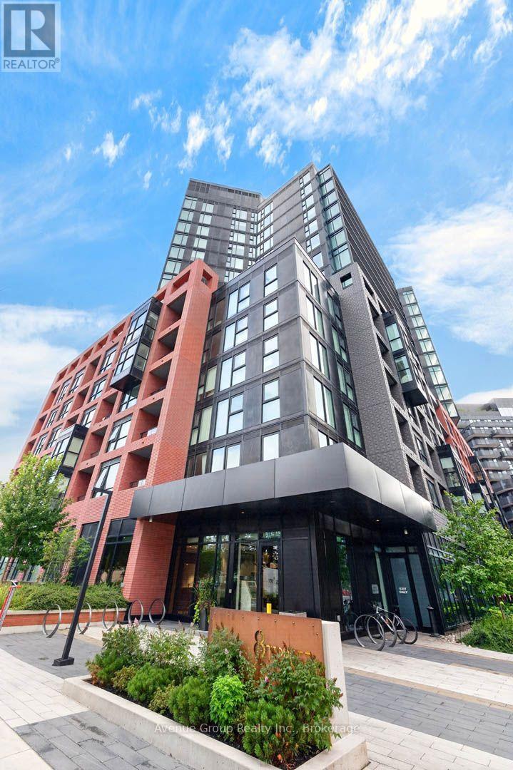616 - 8 TIPPETT ROAD