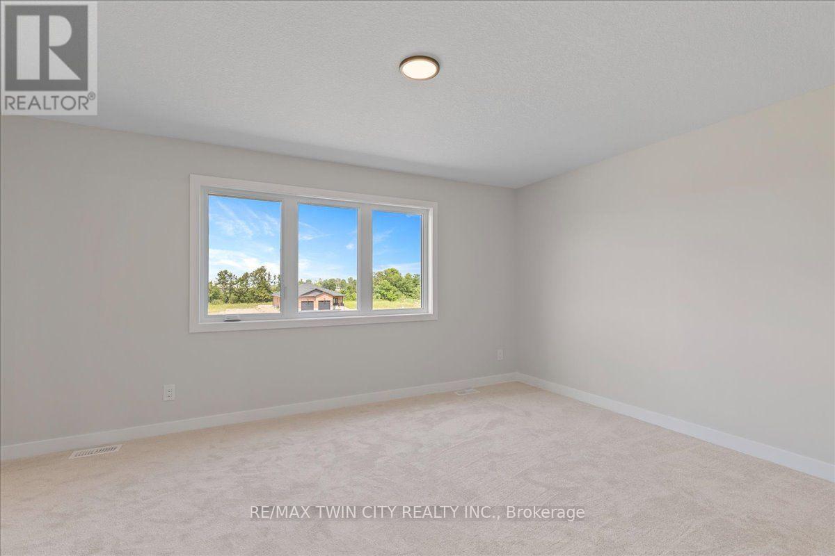 98 KENTON STREET - Image 27