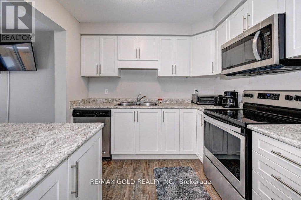 #35 50 PINNACLE DRIVE - 11