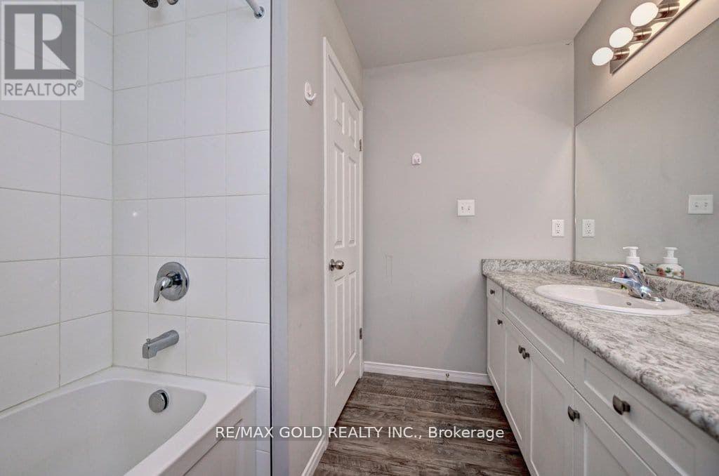 35- 50 Pinnacle Drive, Kitchener, ON photo 24