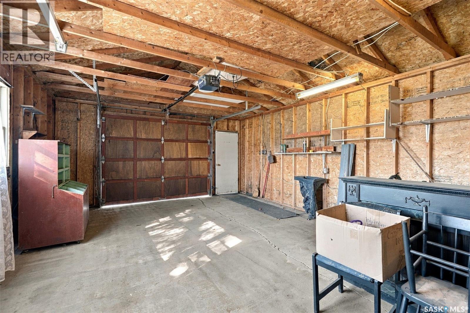 308 2nd STREET S - 34