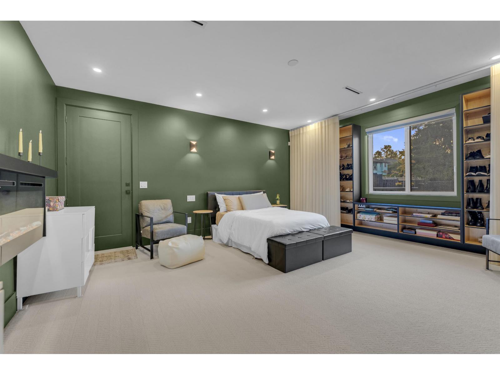 Photo of 13390 112A AVENUE 26