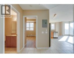 1816, 1053 10 Street SW - photo 3