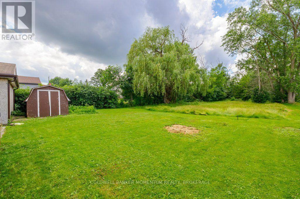 18 PIETZ AVENUE - 25