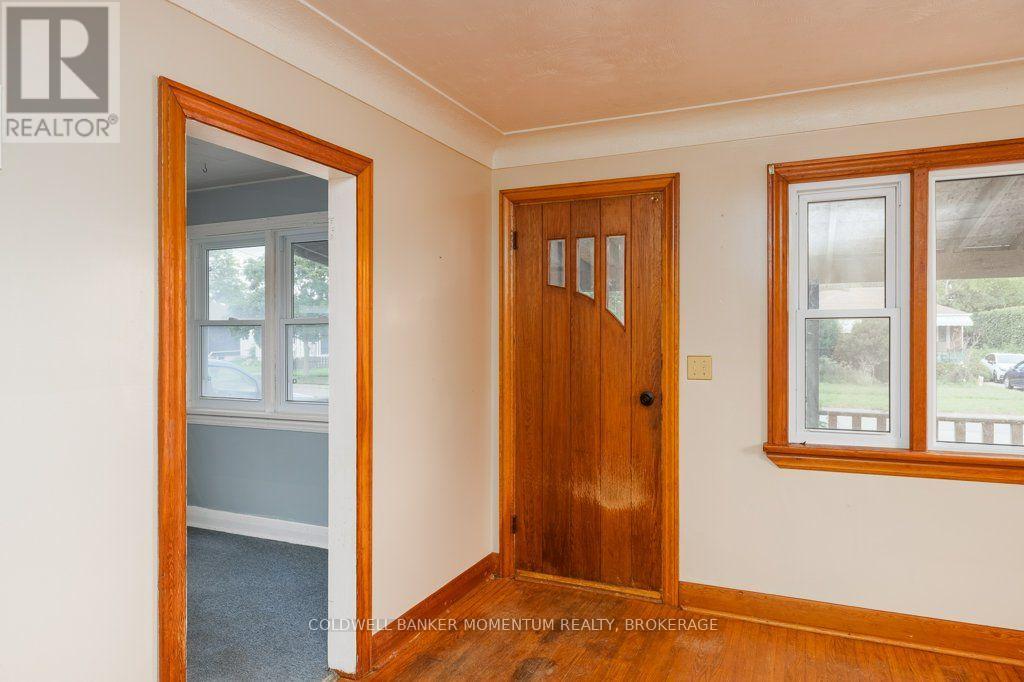 18 PIETZ AVENUE - 3