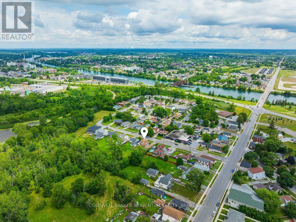 18 PIETZ AVENUE - 32