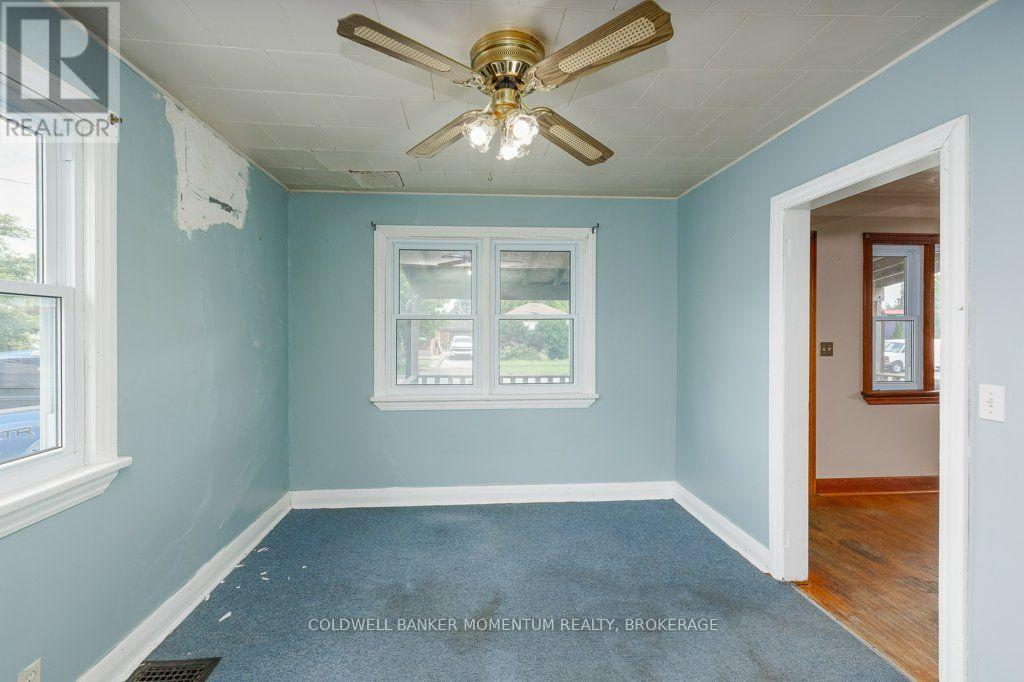 18 PIETZ AVENUE - 7