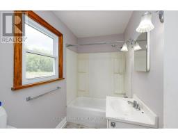 18 Pietz Avenue, Welland, ON L3C1Z4 Photo 13