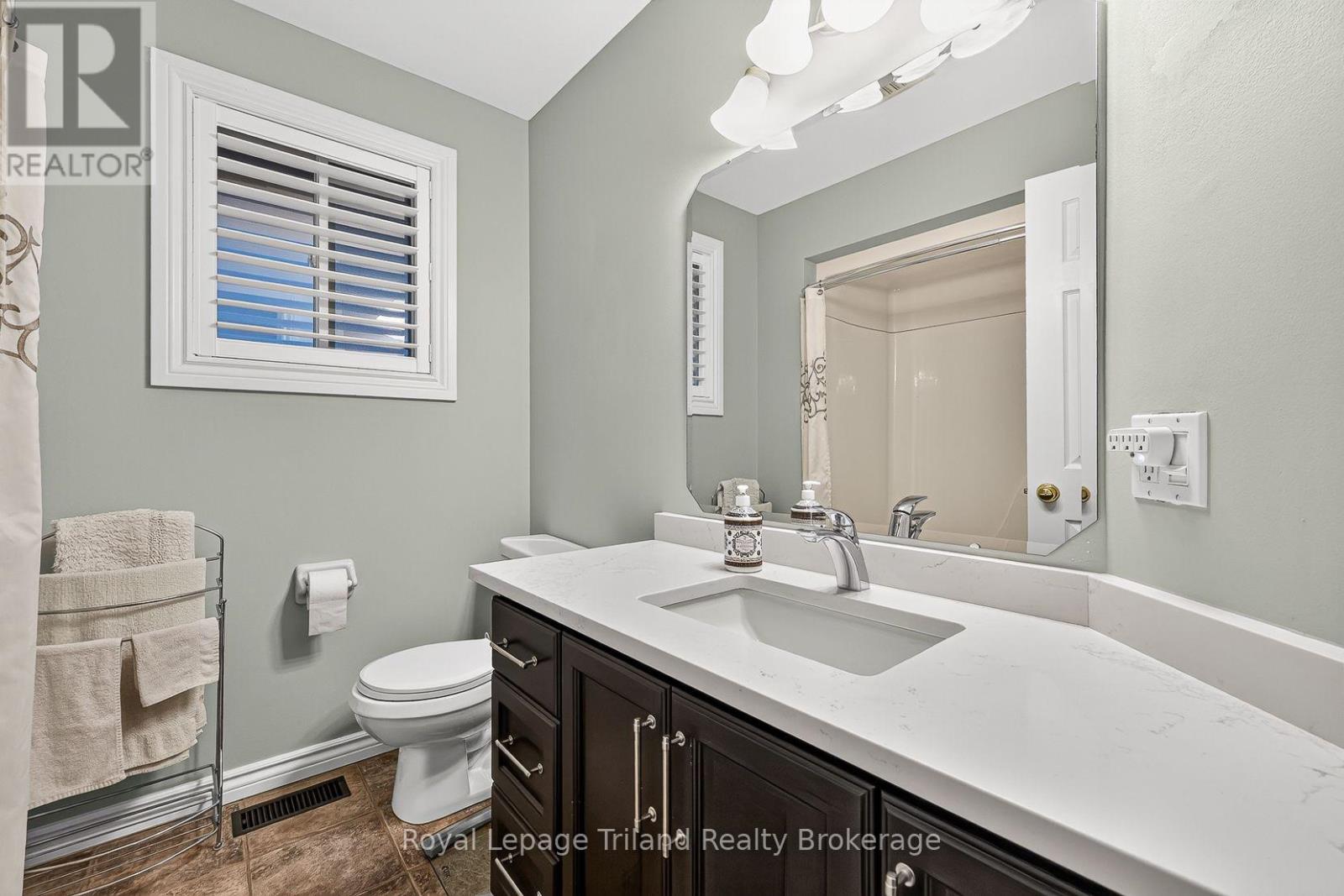 208 MCKEAND STREET - Image 29