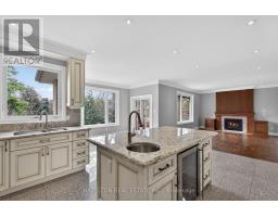 Kitchen - 173 Holmes Avenue, Toronto, ON M2N4M7 Photo 8