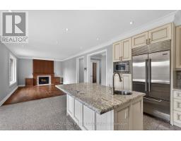 Dining room - 173 Holmes Avenue, Toronto, ON M2N4M7 Photo 9