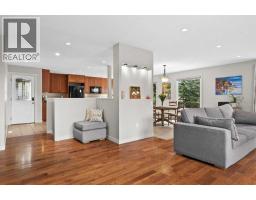 2pc Bathroom - 424 Silver Valley Drive Nw, Calgary, AB T3B4C2 Photo 10