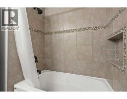 424 Silver Valley Drive Nw, Calgary, AB T3B4C2 Photo 24