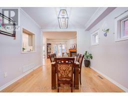 Kitchen - 25 Eastpine Drive, Markham, ON L3R4Z2 Photo 6