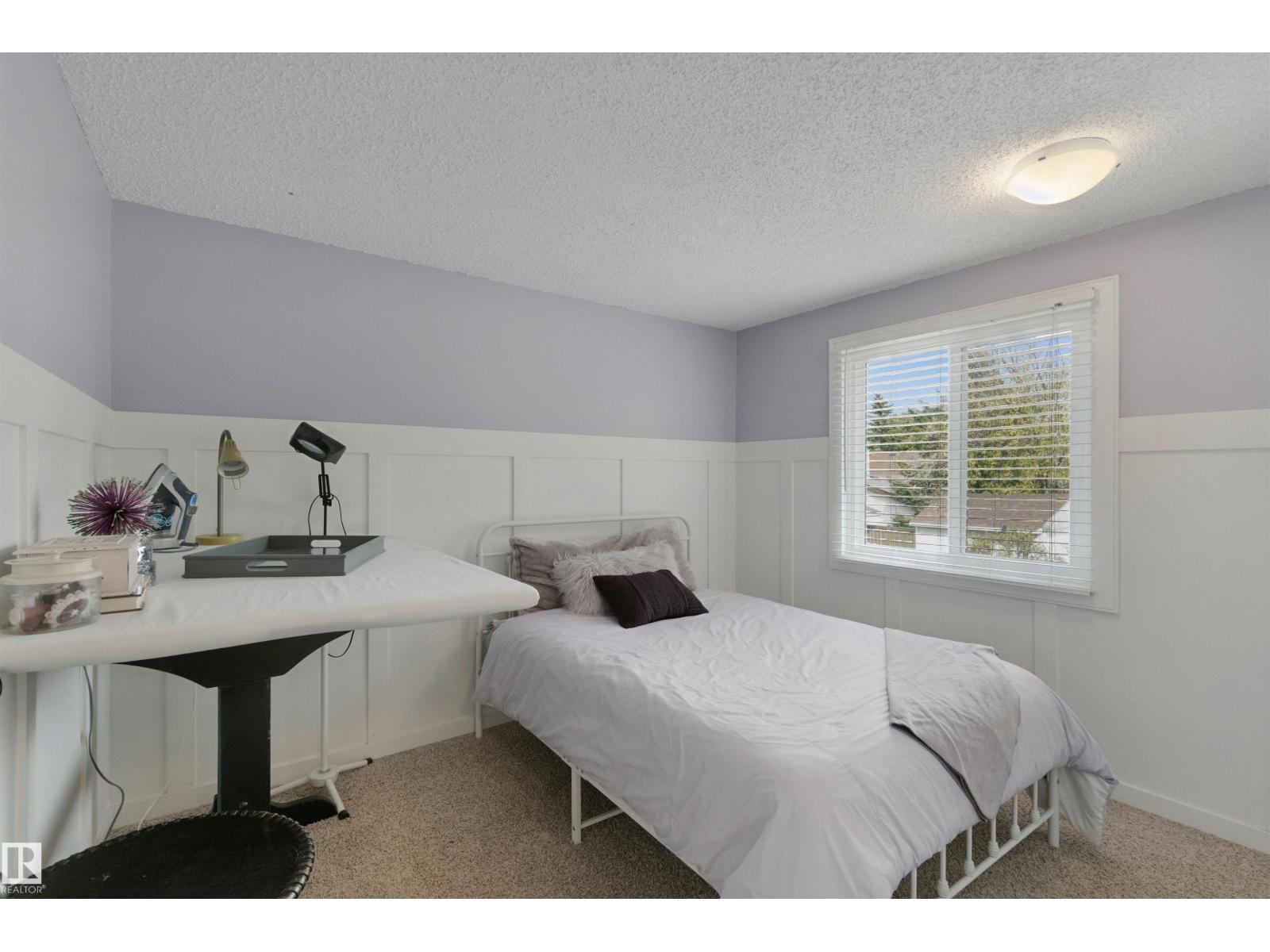 4528 35 AV NW - Image 27
