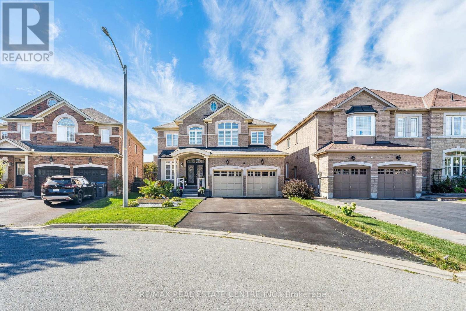 14 Morenci Court, Brampton, ON photo 3