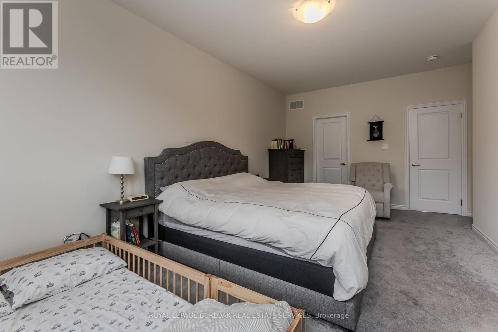 1358 Almonte Drive, Burlington, ON photo 19