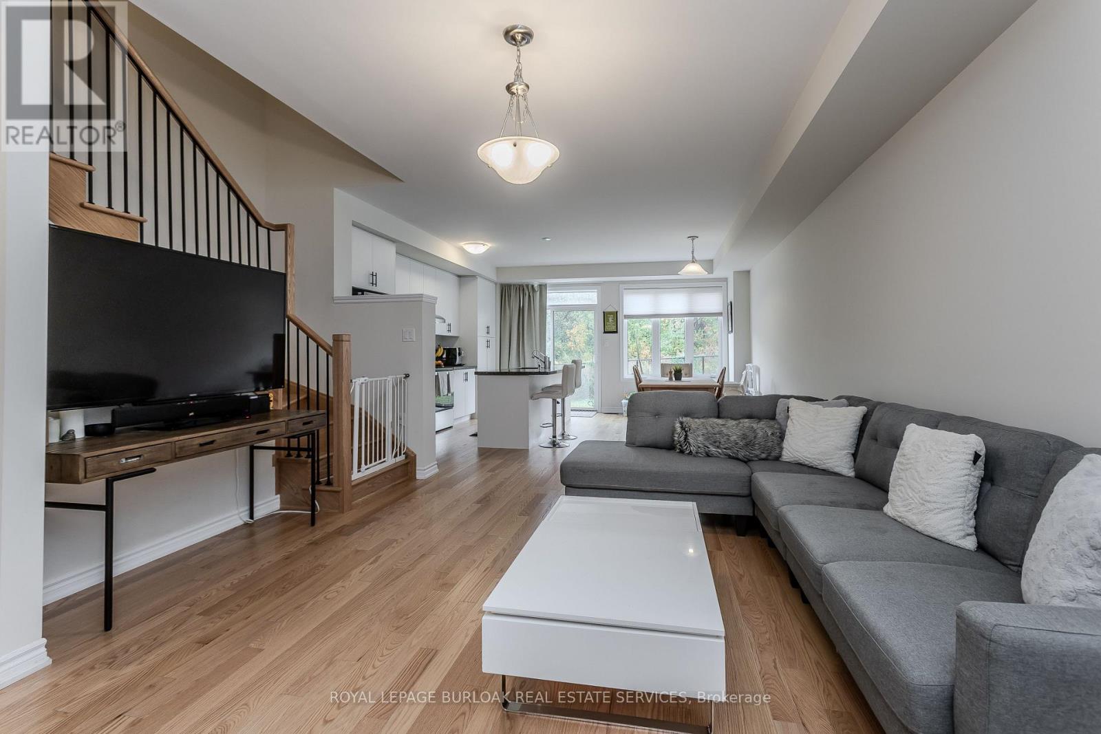 1358 Almonte Drive, Burlington, ON photo 7