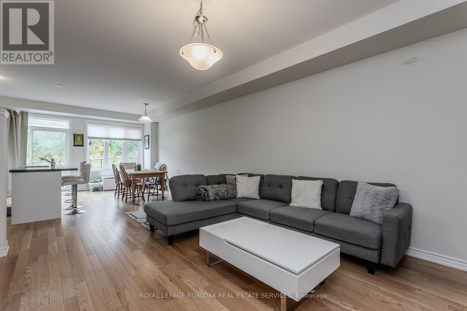 1358 Almonte Drive, Burlington, ON photo 8