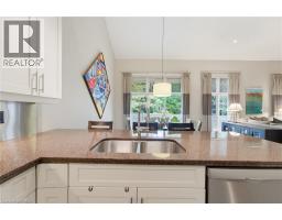 4pc Ensuite bath - 68 Fairview Drive Unit# 3, Brantford, ON N3R2W9 Photo 9