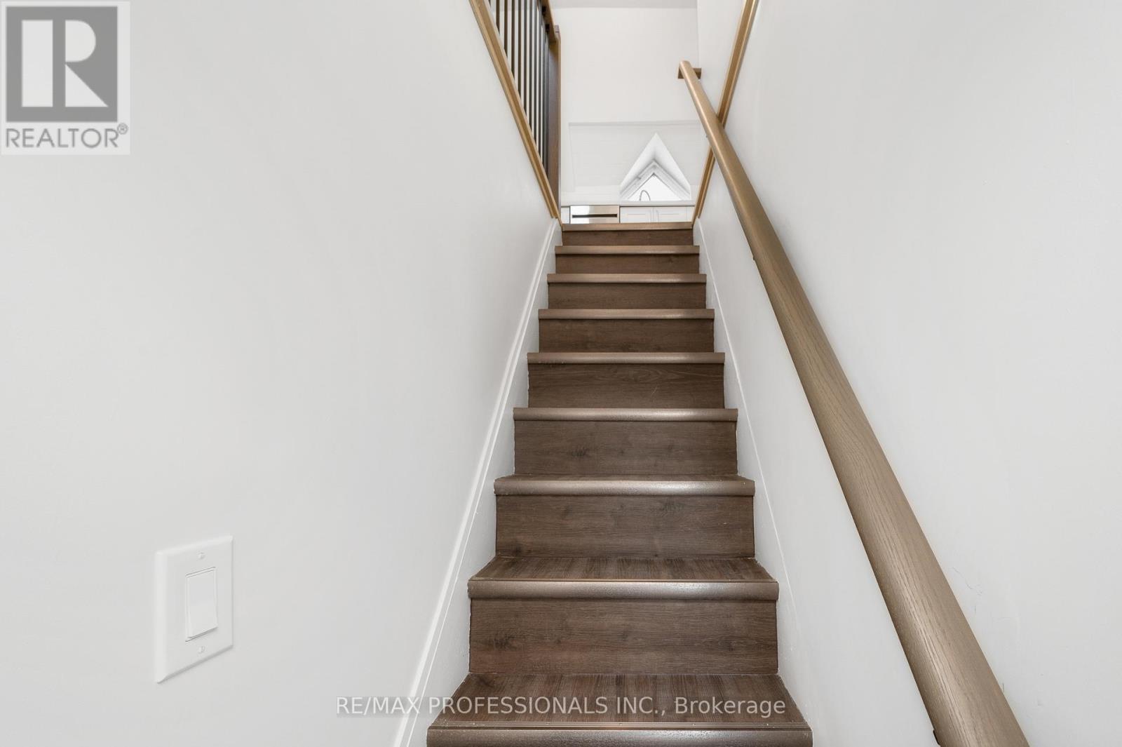 #3 - 388 WILSON STREET, Hamilton (Landsdale) Ontario