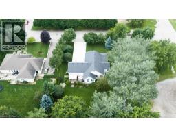 15 Shephard Place, New Hamburg, ON N3A2E4 Photo 48