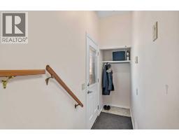 71 Templewood Road Ne, Calgary, AB T1Y4B1 Photo 19