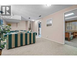 71 Templewood Road Ne, Calgary, AB T1Y4B1 Photo 25