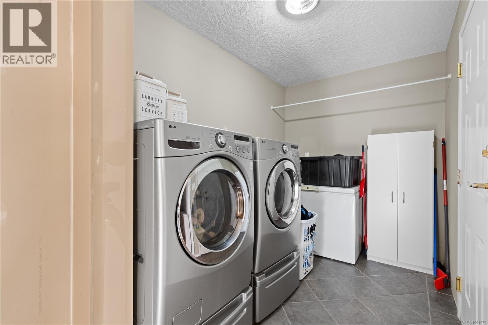 3104 Laurel Grove - Image 24