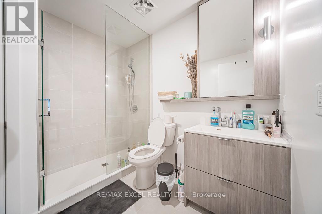 #302 625 SHEPPARD AVENUE E - 17