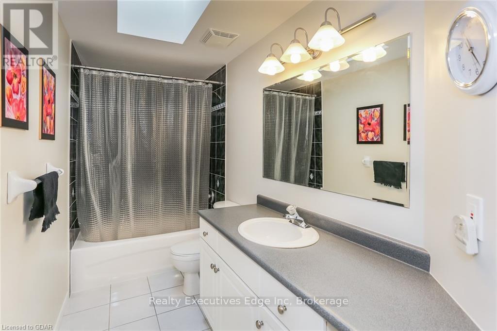 59 Marsh Crescent — photo 13