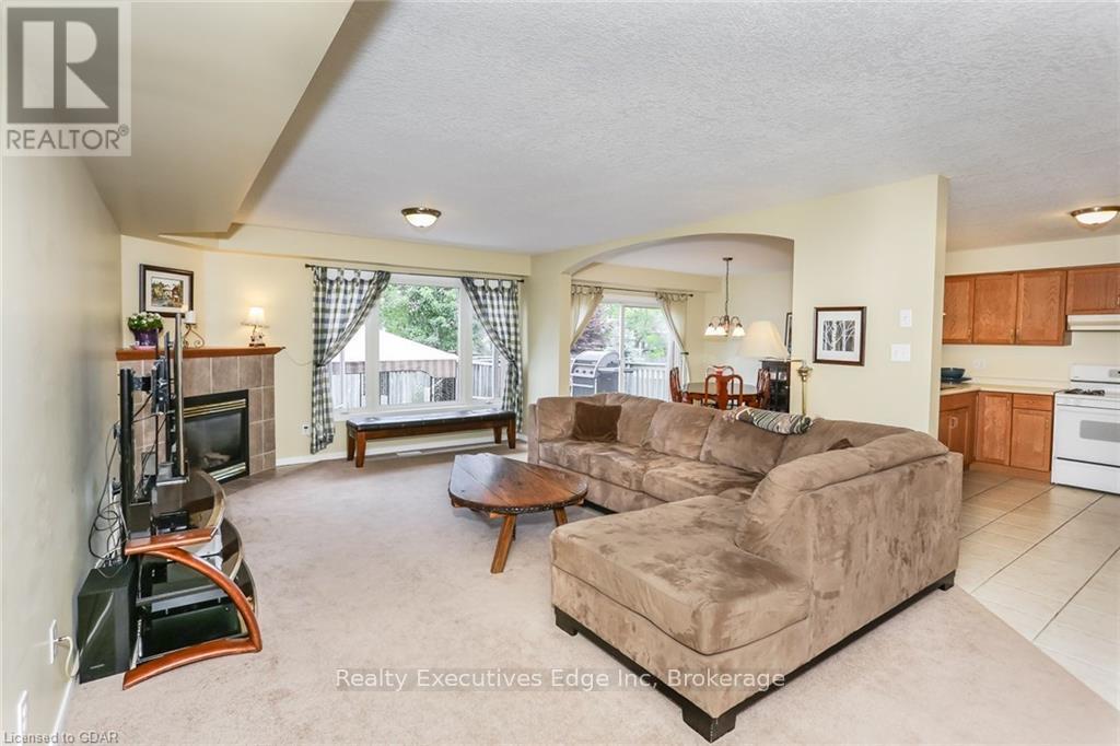 #MAIN - 59 MARSH CRESCENT, Guelph (Pineridge/Westminster Woods) — photo 3