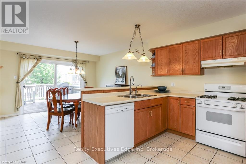 #MAIN - 59 MARSH CRESCENT, Guelph (Pineridge/Westminster Woods) — photo 5