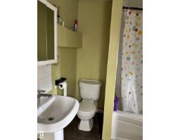 5231 46 St, Camrose, AB T4V1H4 Photo 10