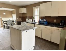 5231 46 St, Camrose, AB T4V1H4 Photo 8