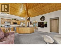 1101 Centre Street, Bow Island, AB T0K0G0 Photo 34