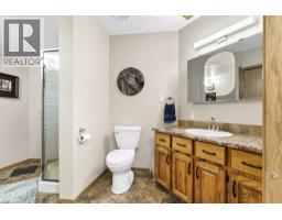 1101 Centre Street, Bow Island, AB T0K0G0 Photo 41