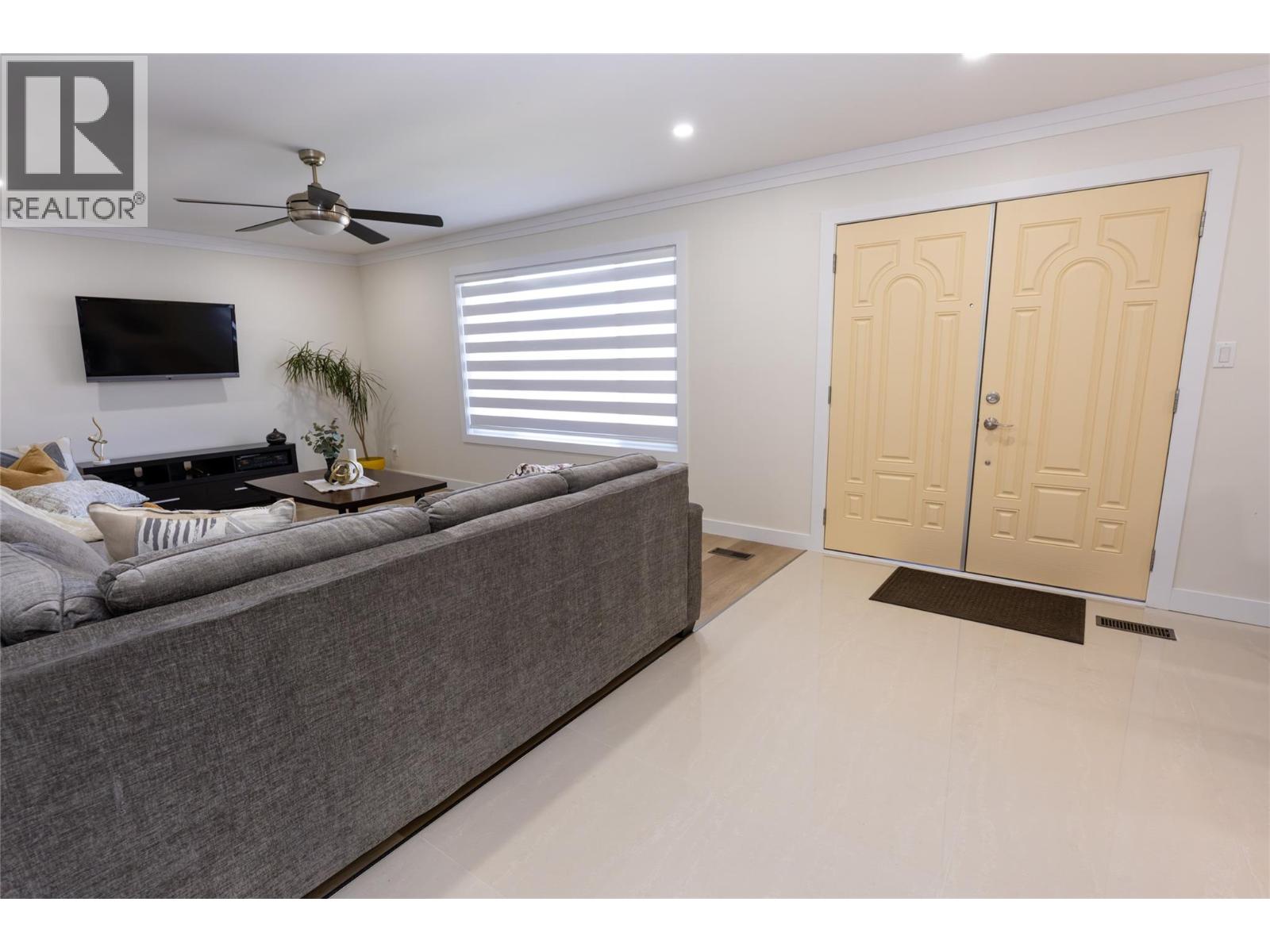10115 74th Avenue, Osoyoos