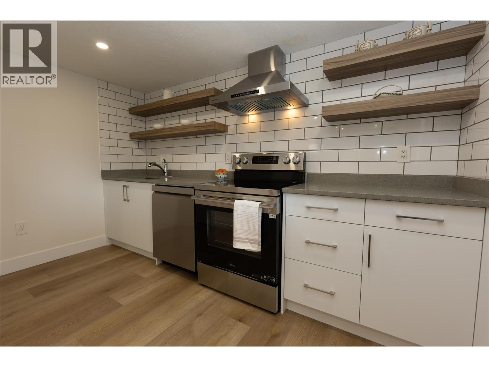 10115 74th Avenue, Osoyoos