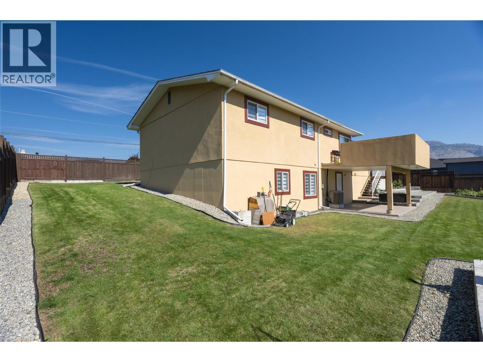 10115 74th Avenue, Osoyoos