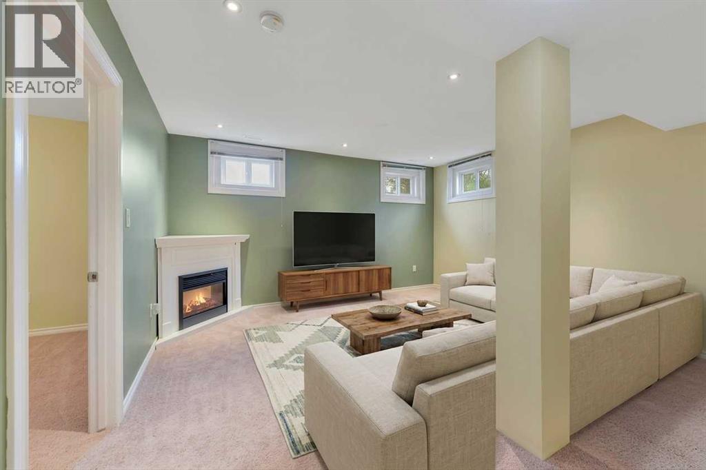 4030 51A Street - Image 23