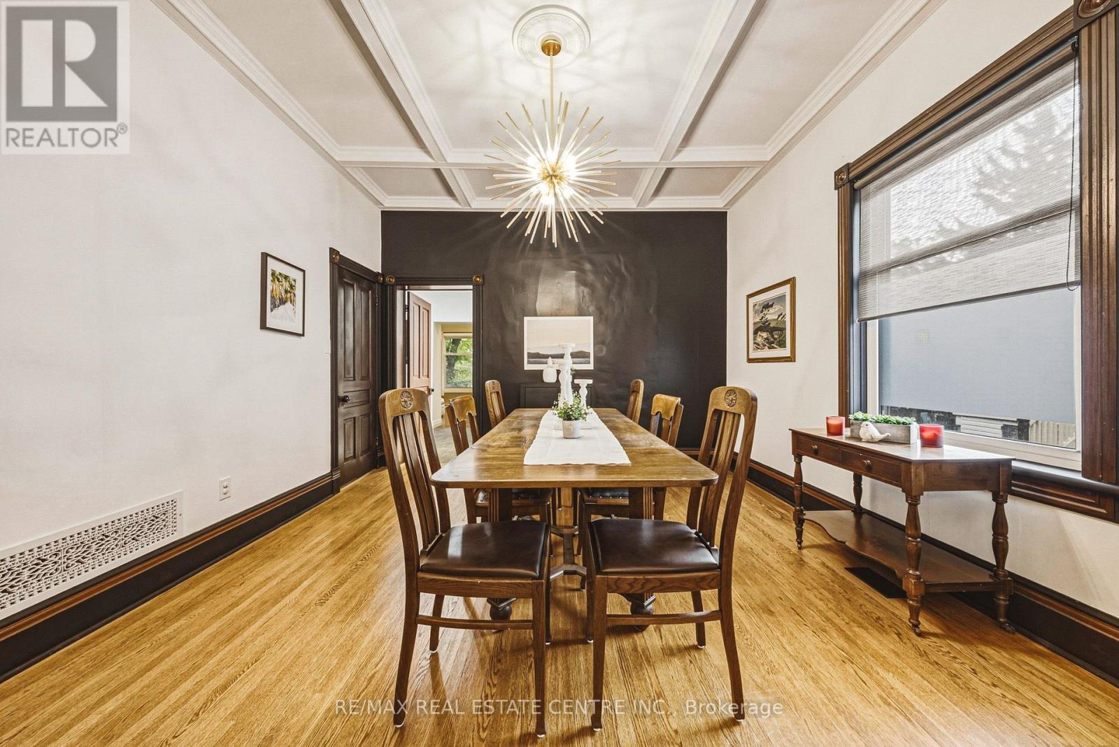 103 COURTNEY STREET - 8