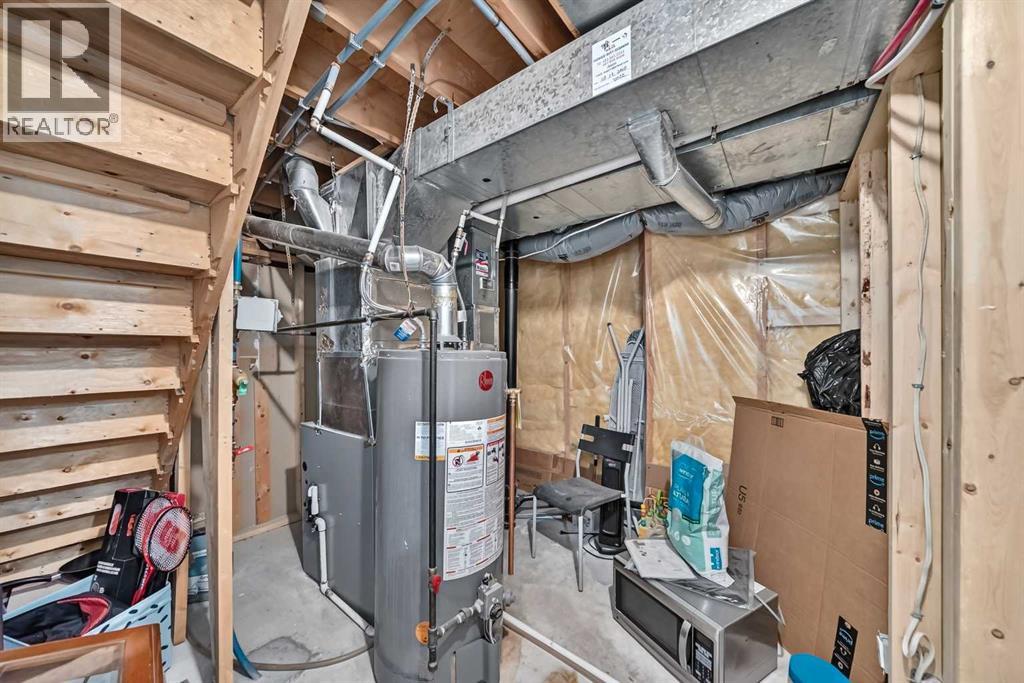 144 Hawkdale Close NW - Image 39