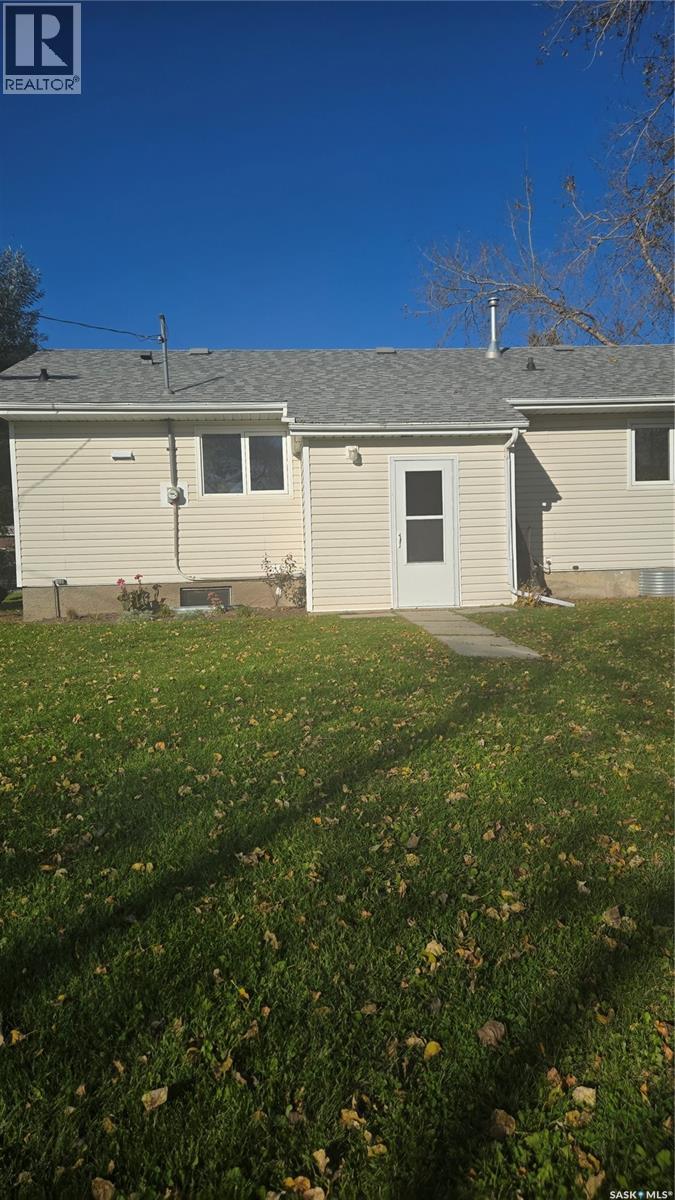 801 Prospect AVENUE - Image 5